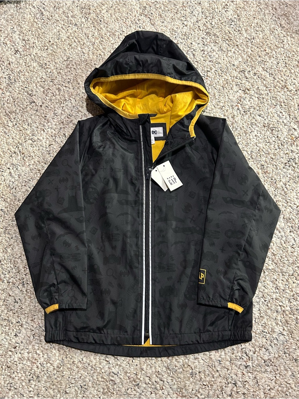 New GAP Boys Batman Hooded Lining Jacket DC Comics - Size 5 NWT